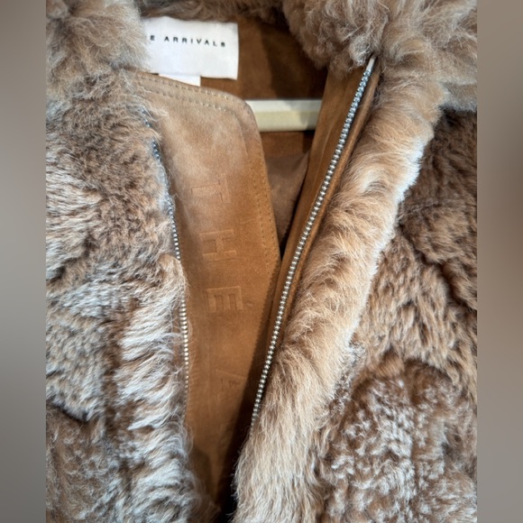 The Arrivals Fur Jacket 🐻 - Picture 5 of 11